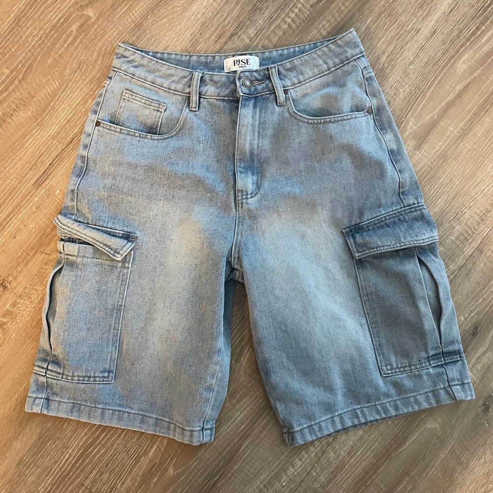 Rise Supply Co Womens Shorts Size 9 Light Wash Denim Cargo High Rise Blue Cotton
